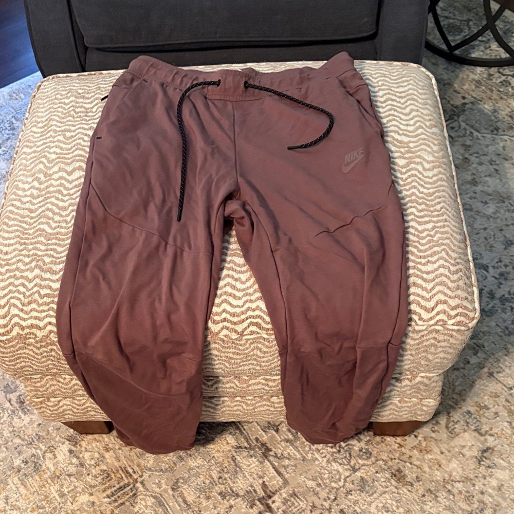 Nike Men's Dusty Maroon Athletic Joggers